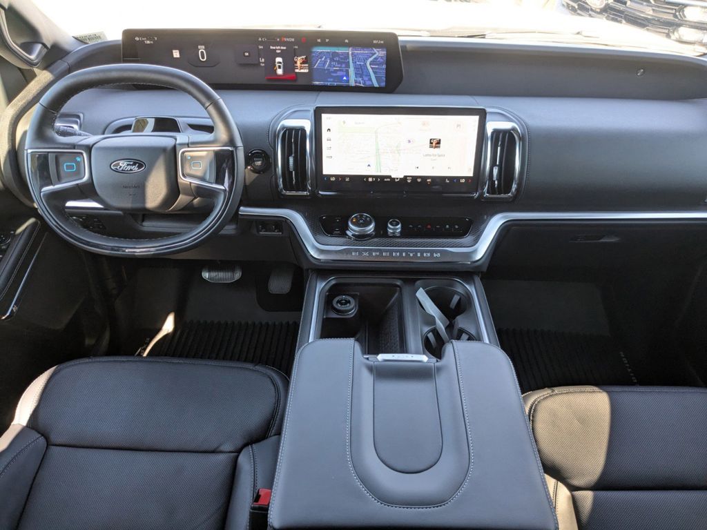 2025 Ford Expedition Platinum MAX