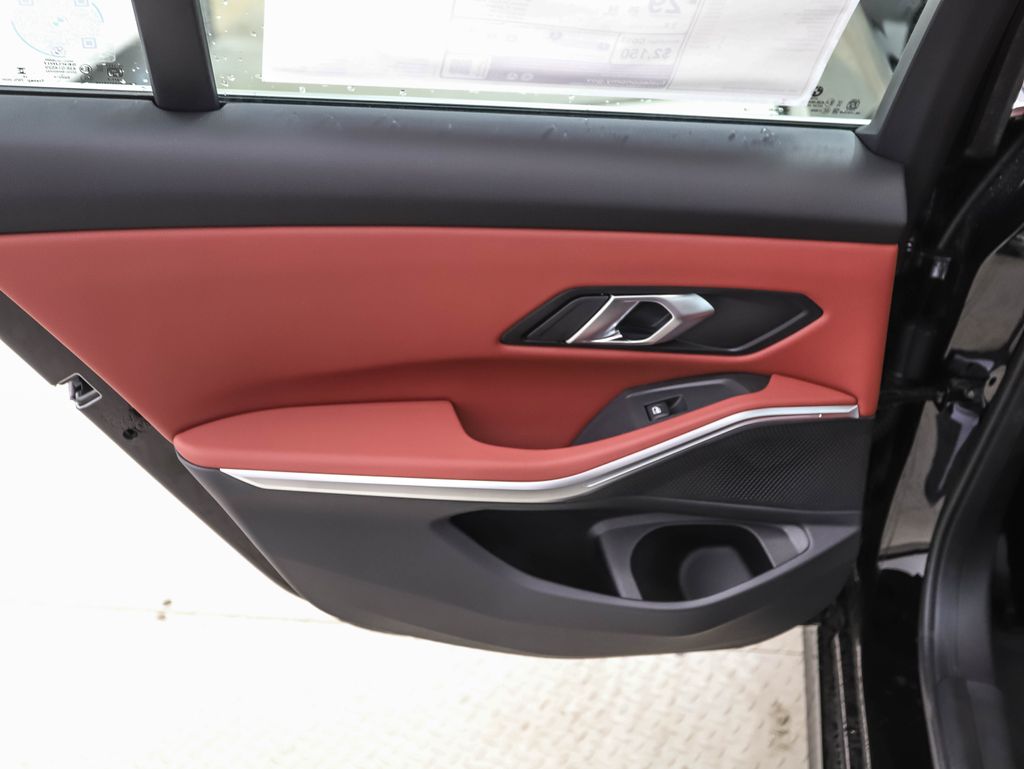 Thumbnail: 2026 BMW 3 Series - 19