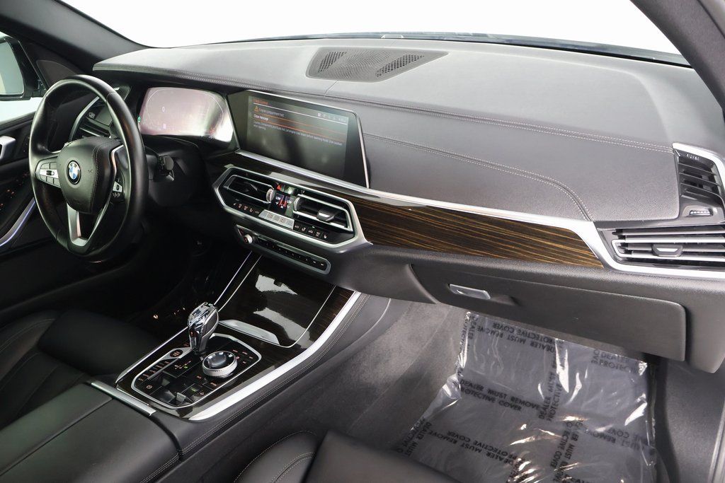 Thumbnail: 2020 BMW X5 - 9