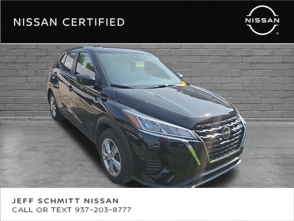 Super Black 2025 Nissan Kicks Play SUV / Crossover Front-Wheel Drive Continuously Variable Transmission
