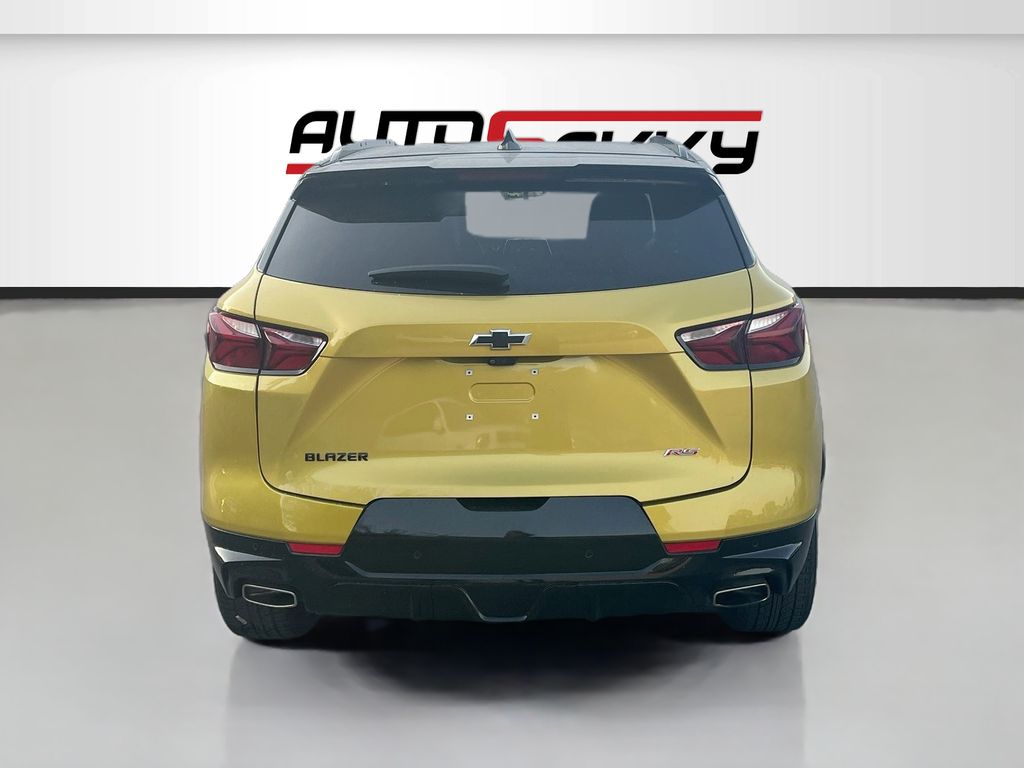 Used 2022 Yellow Chevrolet RS image 6
