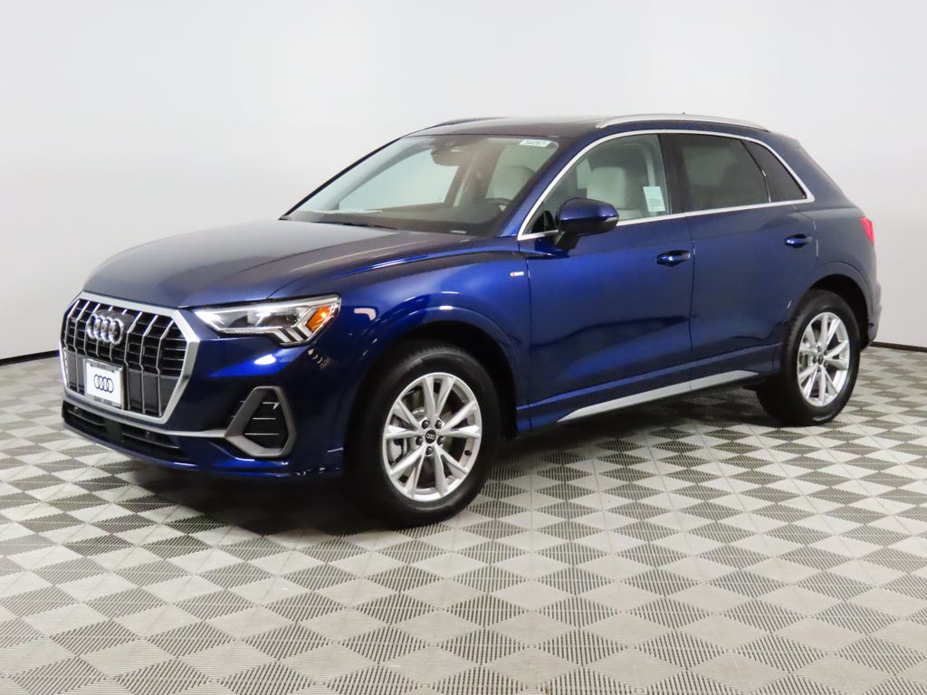 Thumbnail: 2025 Audi Q3 - 1