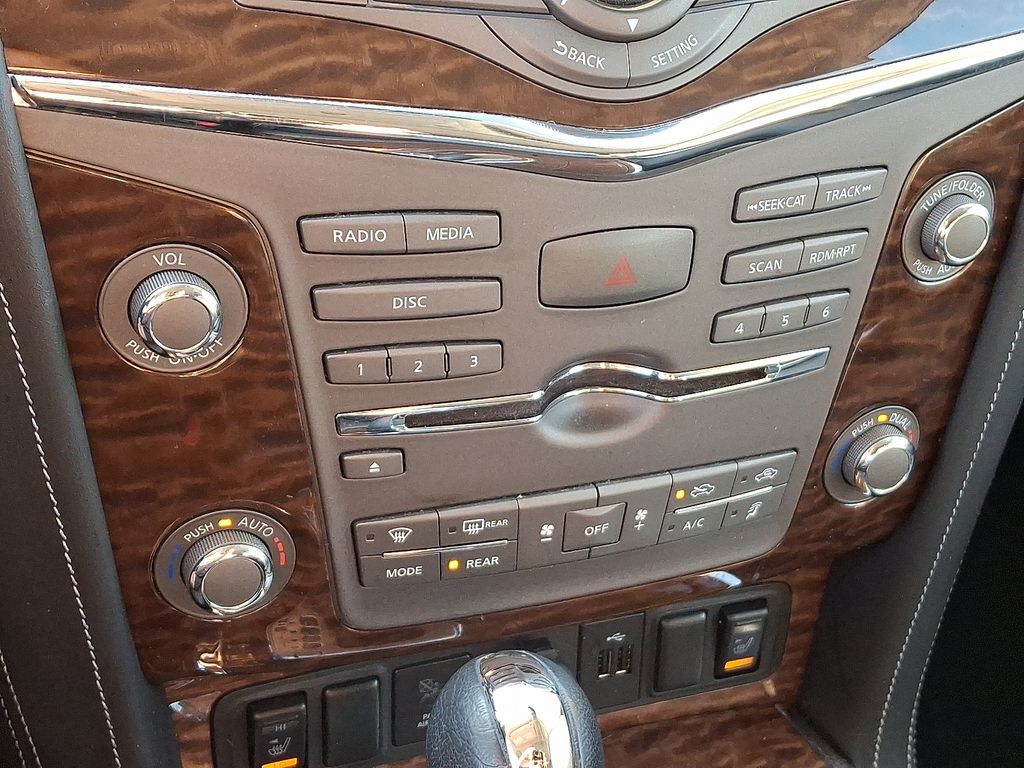 Thumbnail: 2020 Nissan Armada - 19