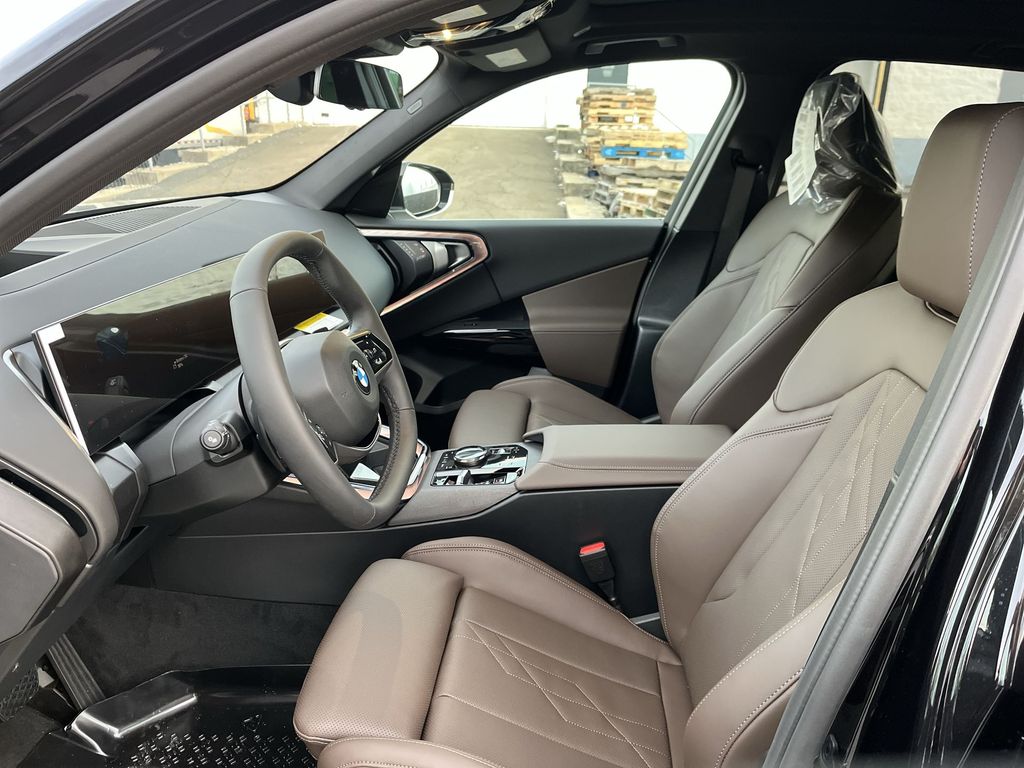 Thumbnail: 2026 BMW X3 - 11