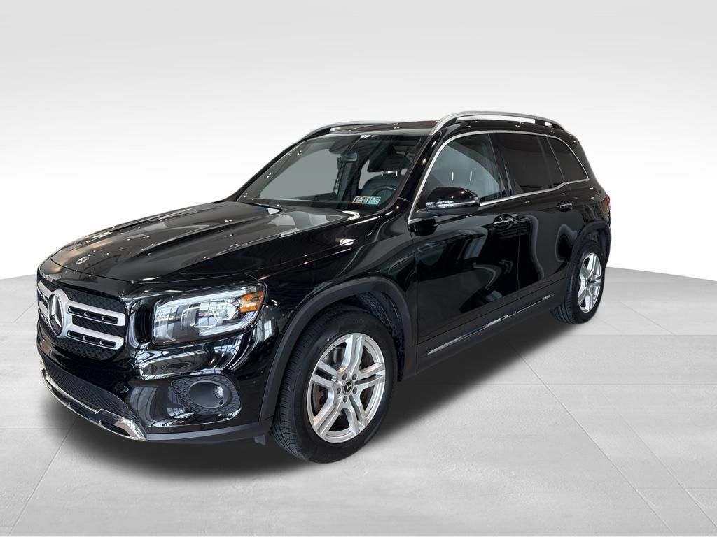 Certified Used 2022 Black Mercedes-Benz GLB 250 image 2