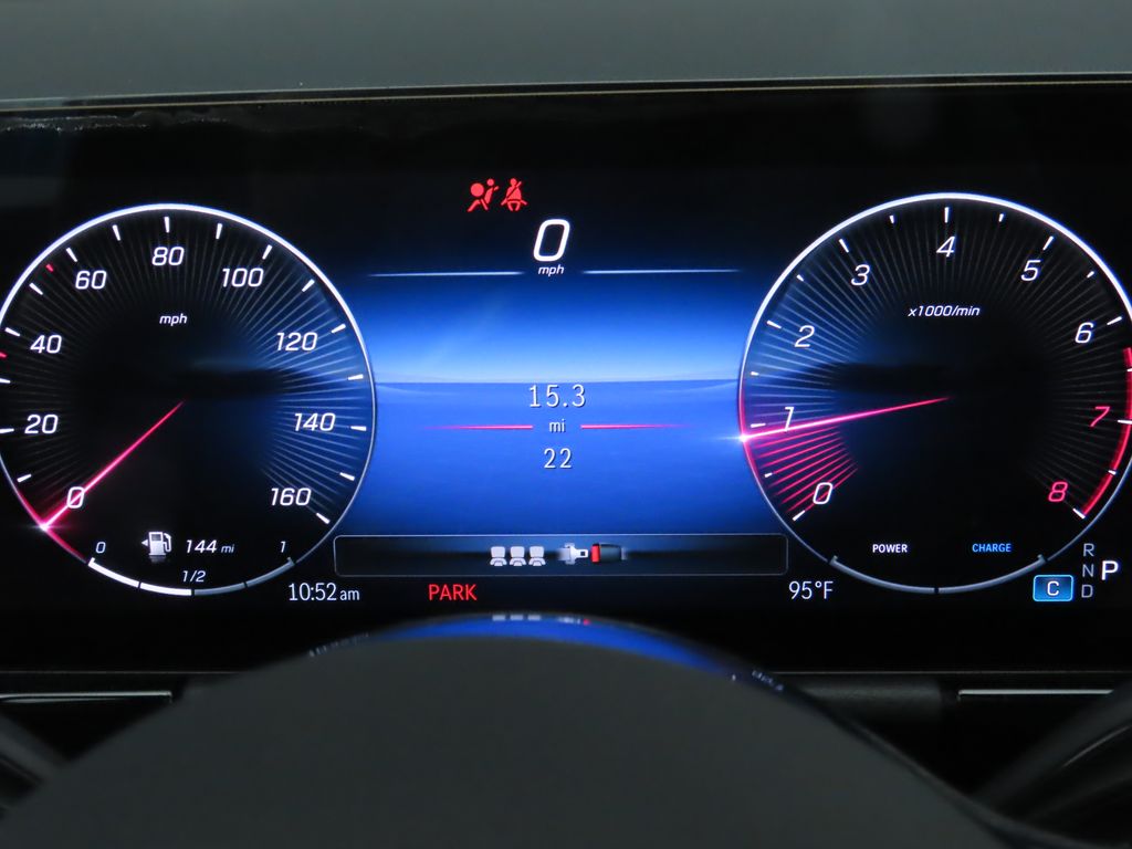 Thumbnail: 2025 Mercedes-Benz GLA - 32