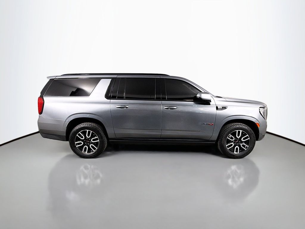 Thumbnail: 2022 GMC Yukon XL - 4