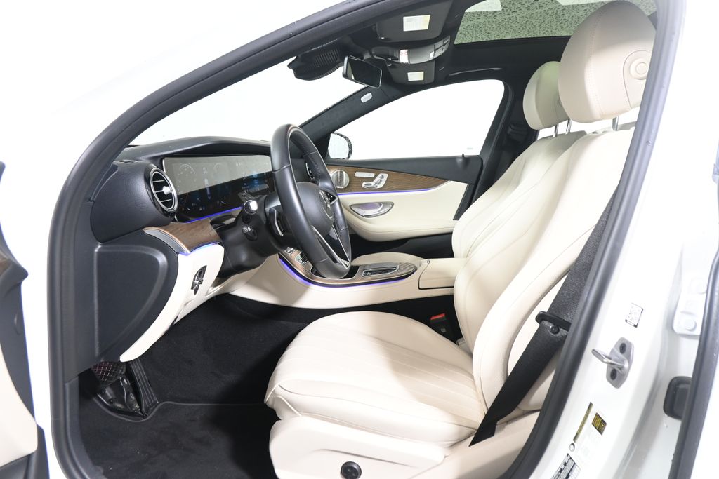 Thumbnail: 2023 Mercedes-Benz E-Class - 3