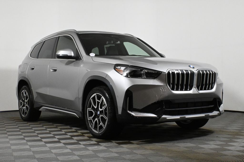2025 BMW X1 xDrive28i 9