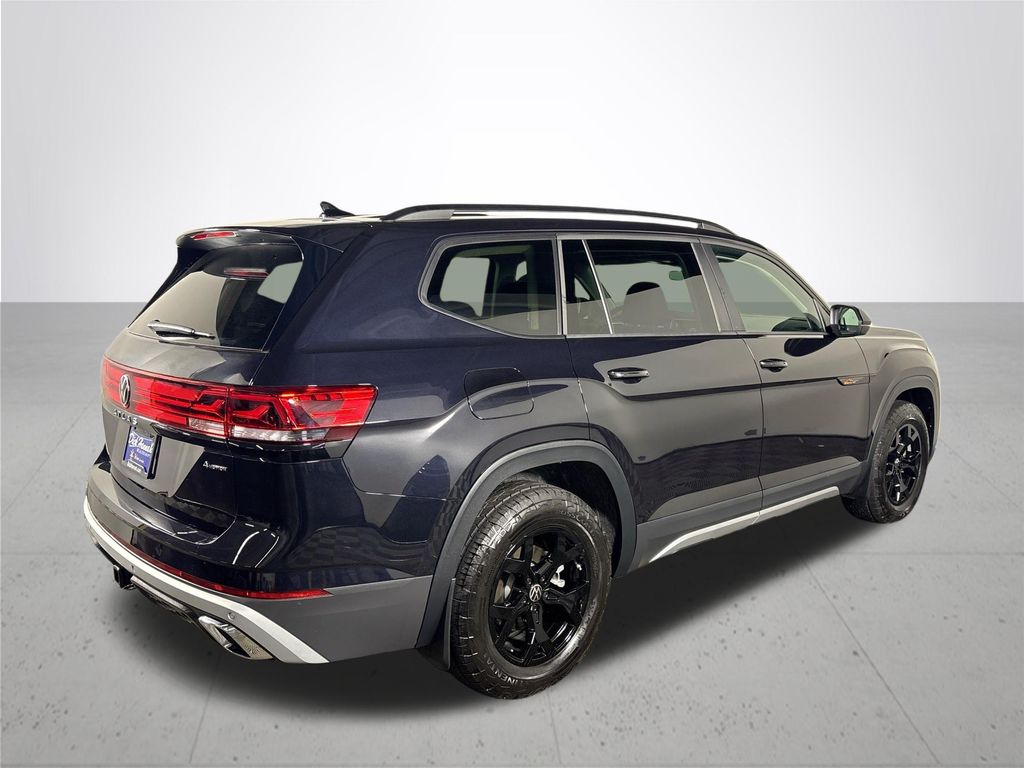 2025 Volkswagen Atlas 2.0T Peak Edition