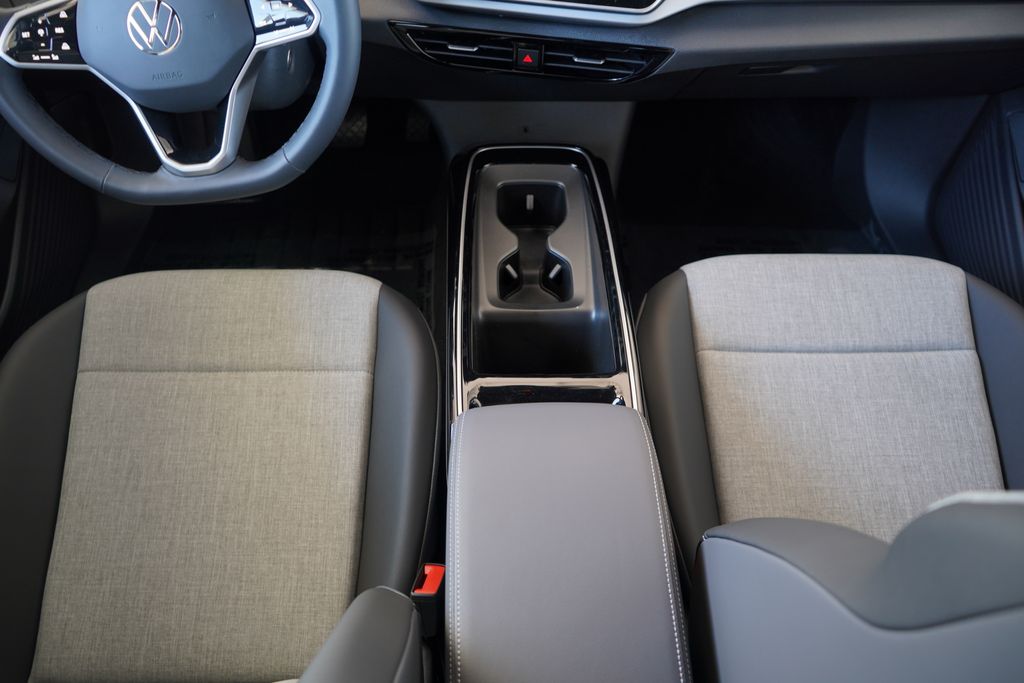 2025 Volkswagen ID.4 Pro 16