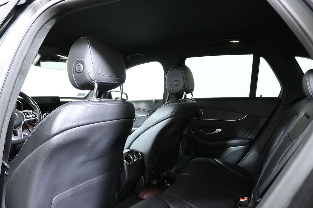 Thumbnail: 2022 Mercedes-Benz GLC - 30