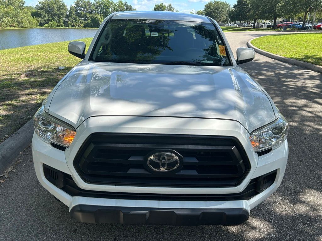 2021 Toyota Tacoma SR 8