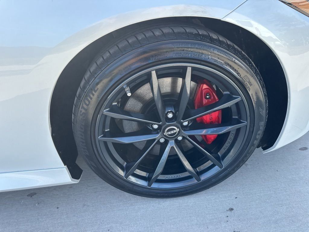 2024 Everest White Pearl Tricoat/Super Black Nissan Z Performance RWD Coupe