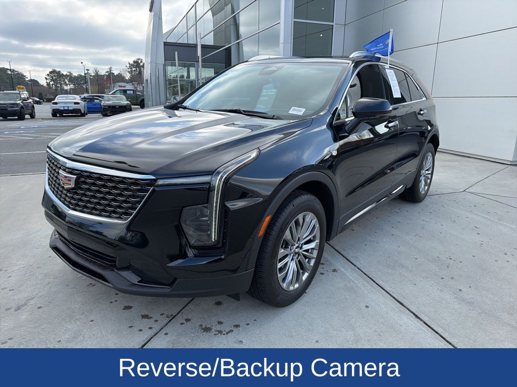 2024 Cadillac XT4 FWD Premium Luxury