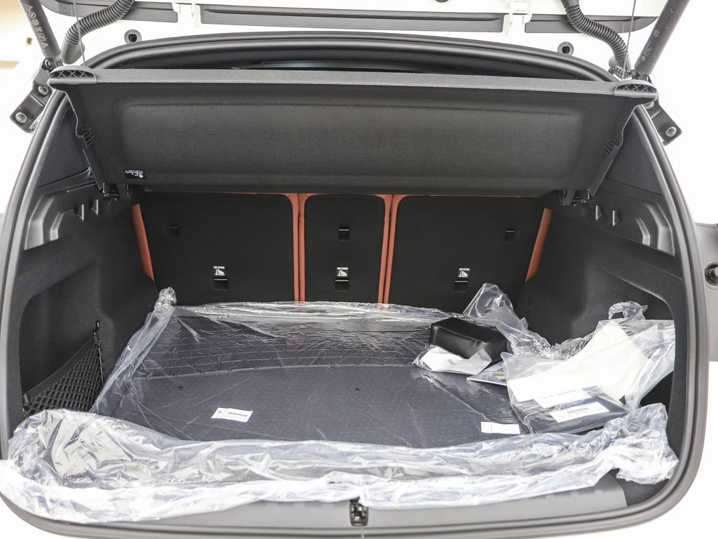 Thumbnail: 2026 BMW X1 - 25