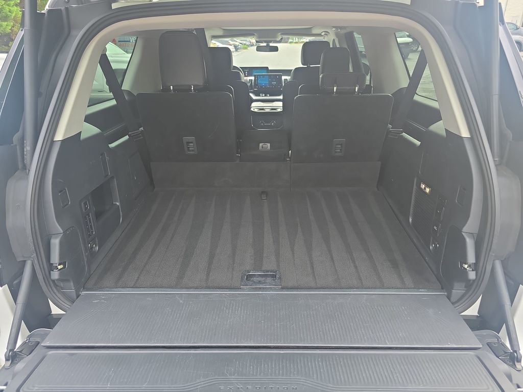Used 2025 Ford Expedition Max SUV