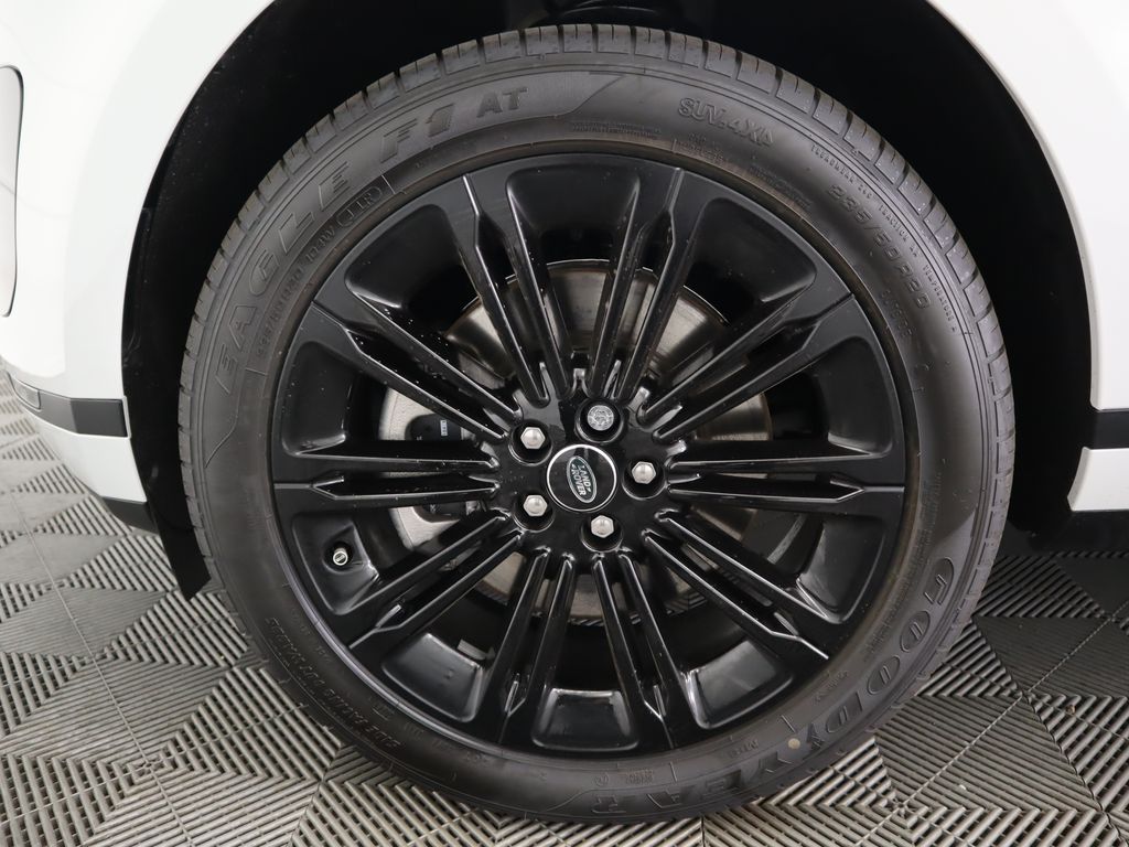 2025 Land Rover Range Rover Evoque S 32