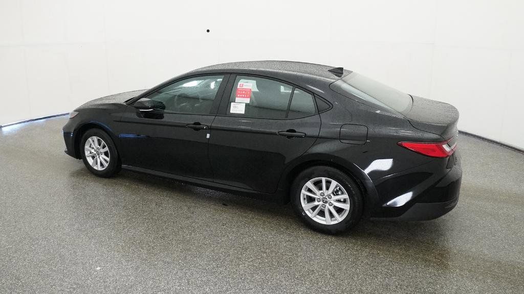 Thumbnail: 2026 Toyota Camry - 10