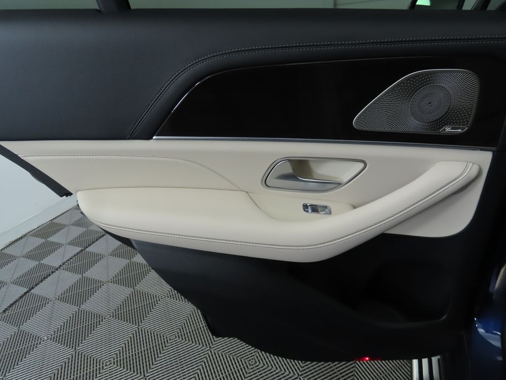 2025 Mercedes-Benz GLE 53 AMG 27
