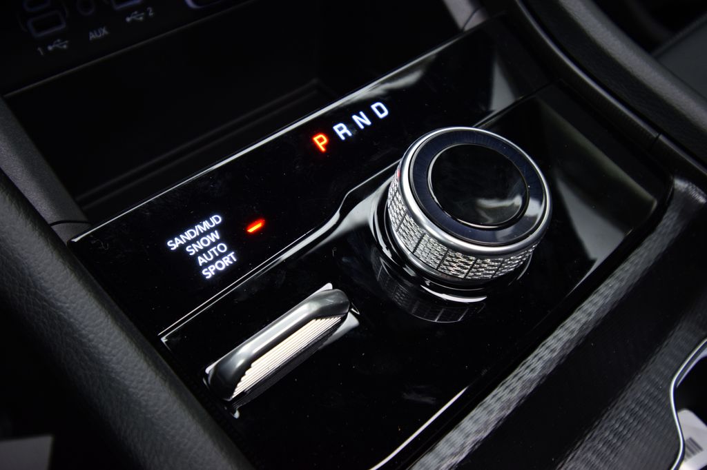 new 2026 Jeep Grand Cherokee car, priced at $39,853