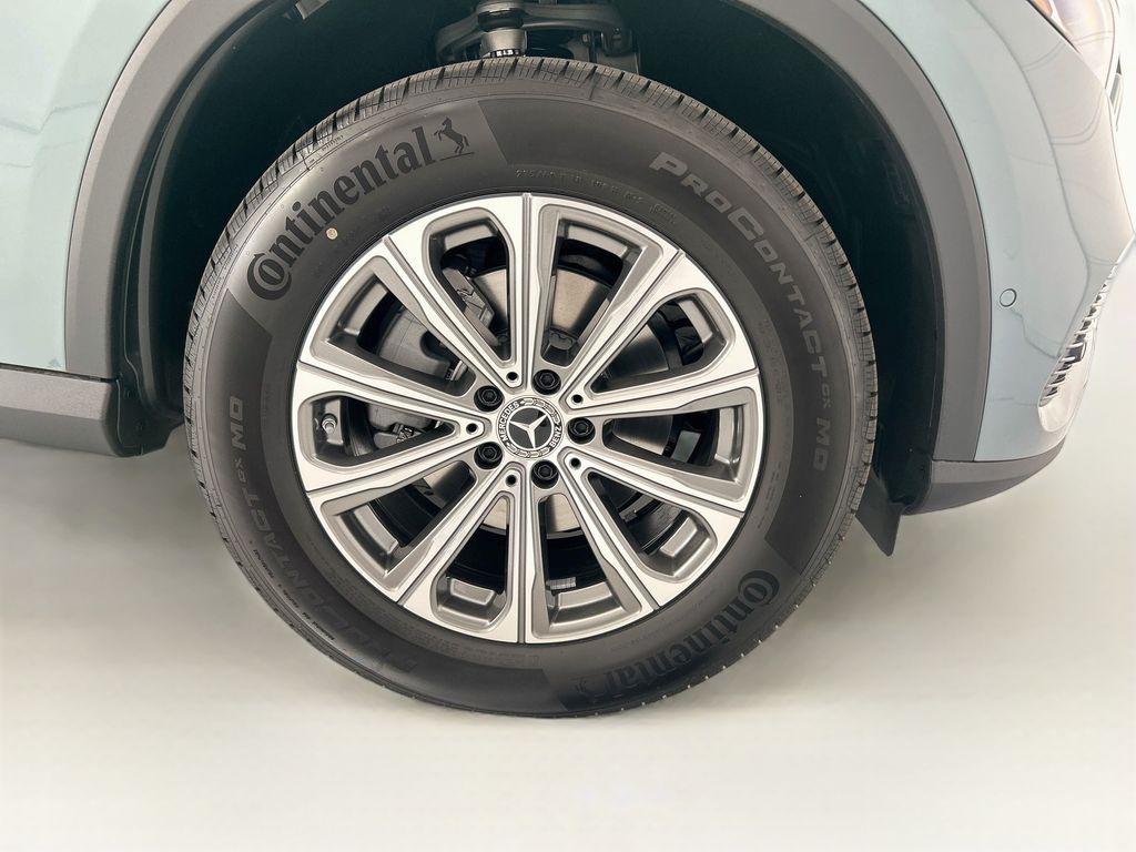 Thumbnail: 2027 Mercedes-Benz GLC - 31