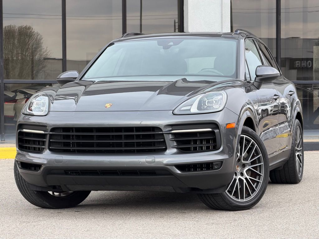 Gray 2019 Porsche Cayenne S AWD SUV / Crossover All-Wheel Drive 8-Speed Automatic