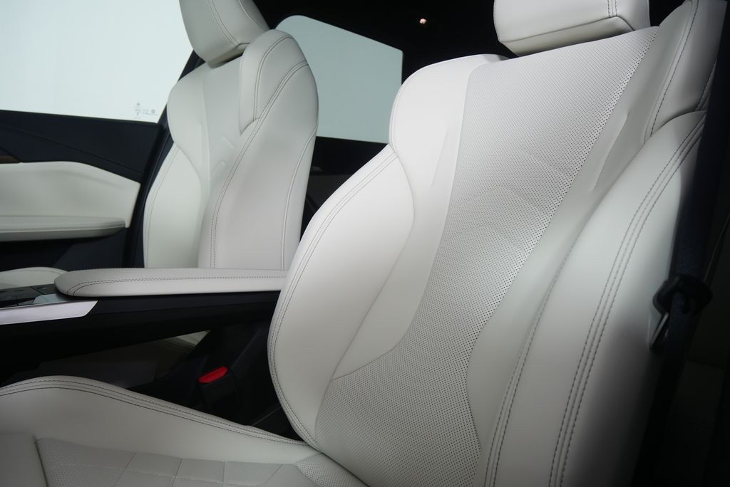 Thumbnail: 2026 BMW X1 - 10