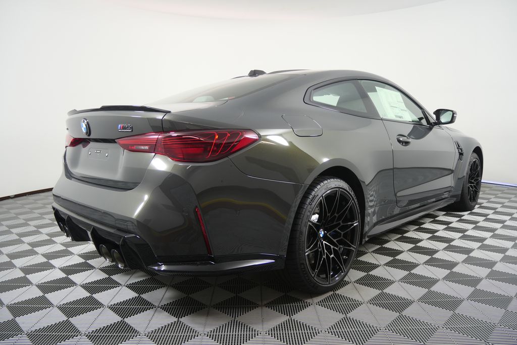 Thumbnail: 2027 BMW M4 - 3