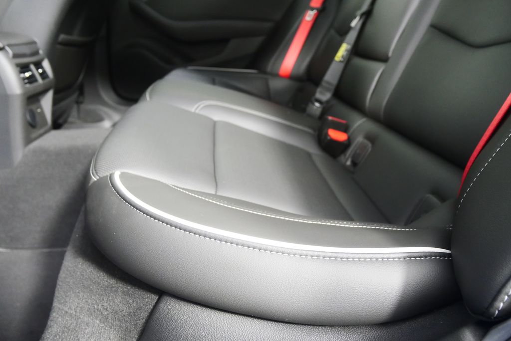 Thumbnail: 2023 Cadillac CT5 - 19