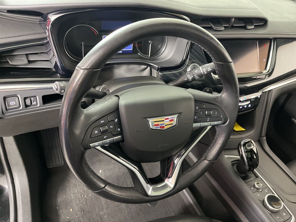 Thumbnail: 2020 Cadillac XT6 - 30