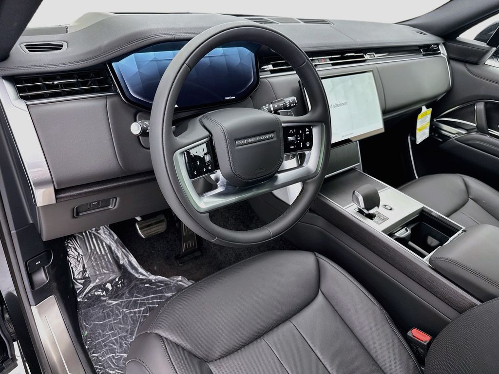 Thumbnail: 2026 Land Rover Range Rover - 9