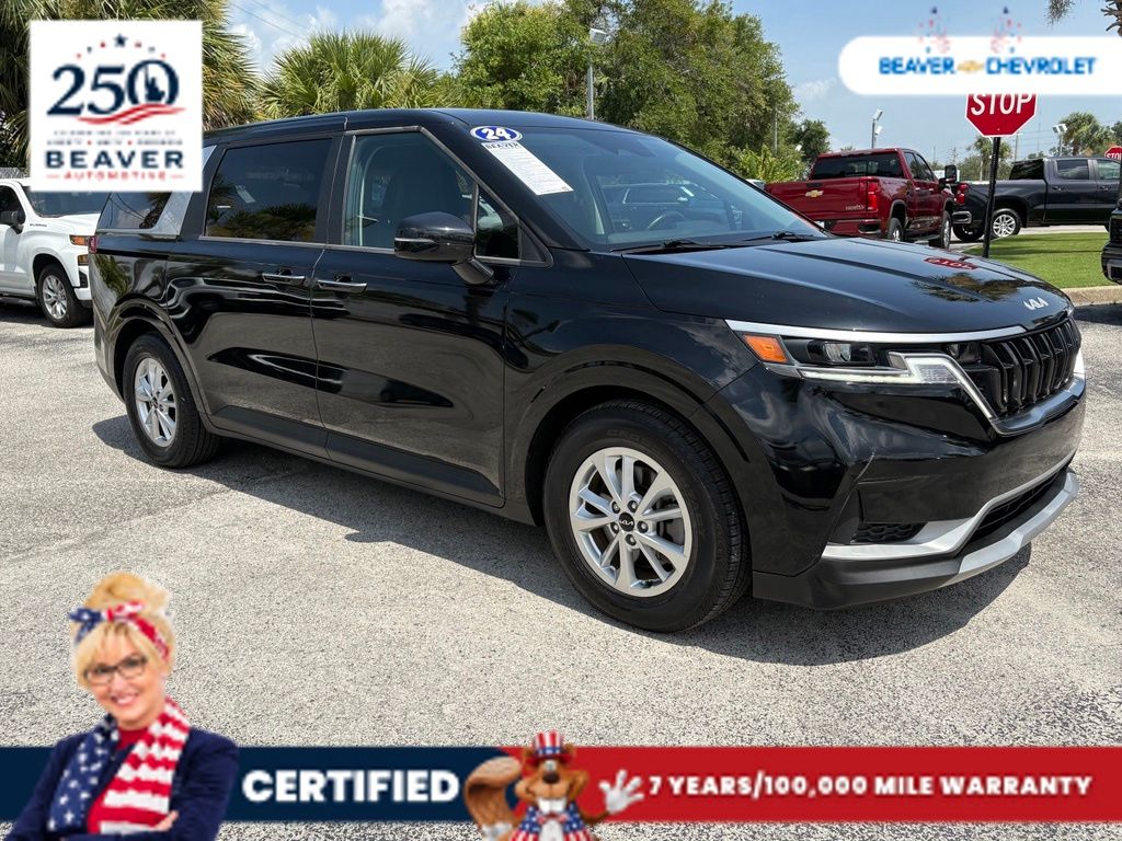 Used 2024 Kia Carnival Van