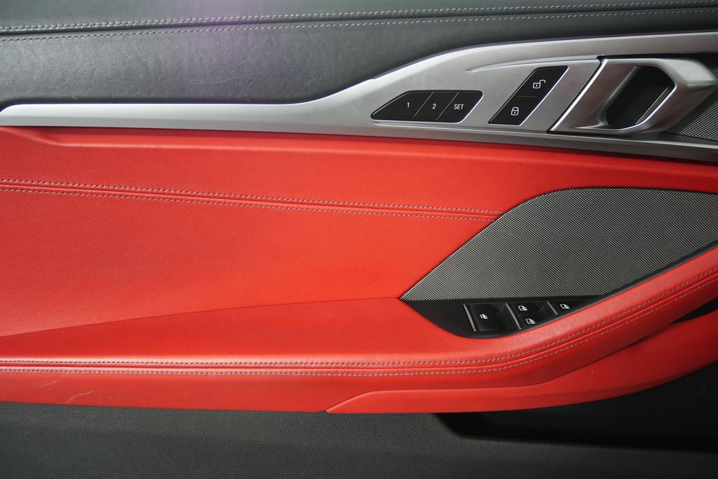 2022 BMW 8 Series M850i xDrive 11
