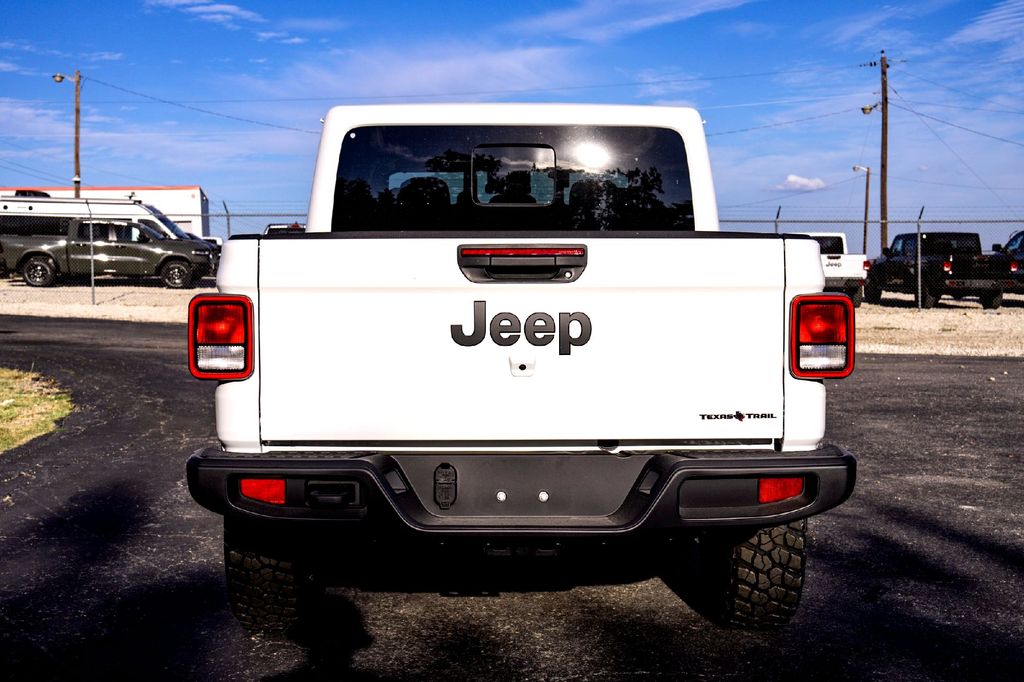 New Car 2025 Jeep Gladiator  For Sale Under $50,000 In Taylor, Texas