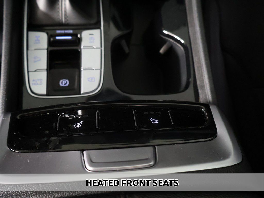 Used 2023 Black Hyundai SEL image 6