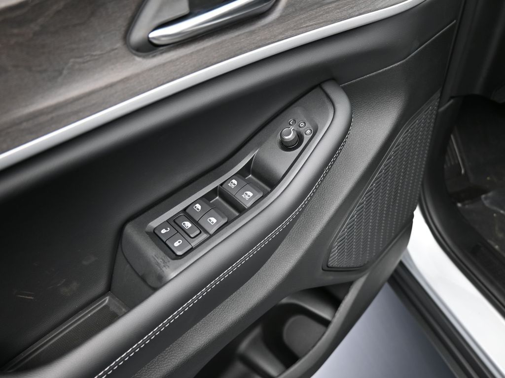 New 2025 Silver Zynith Jeep Limited image 13