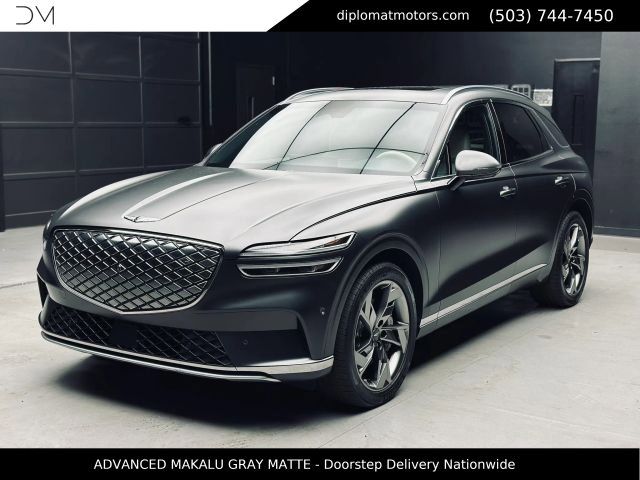 Makalu Gray Matte 2023 Genesis GV70 Electrified AWD SUV / Crossover All-Wheel Drive 1-Speed Automatic
