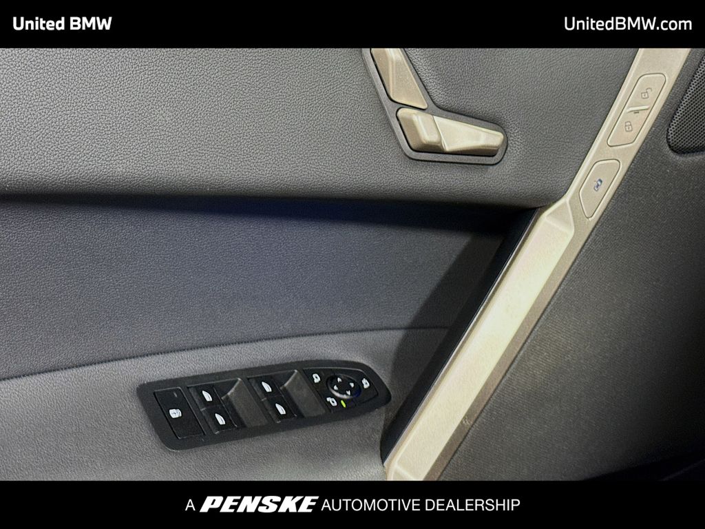 Thumbnail: 2023 BMW iX - 3