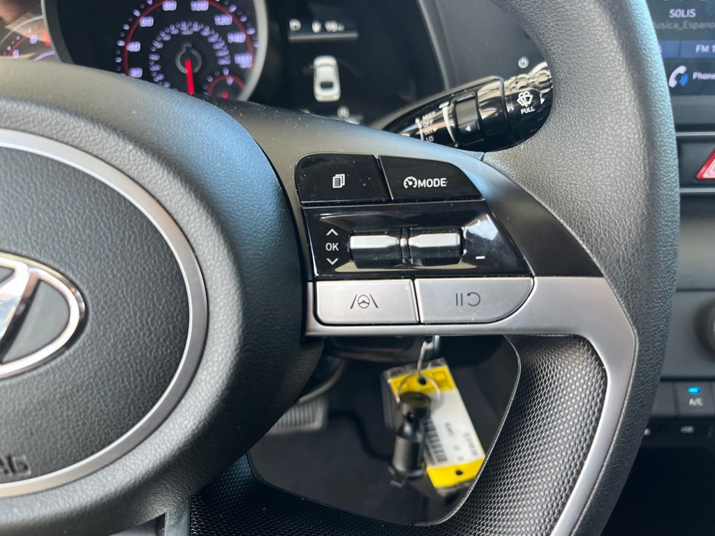 Thumbnail: 2023 Hyundai Elantra - 17