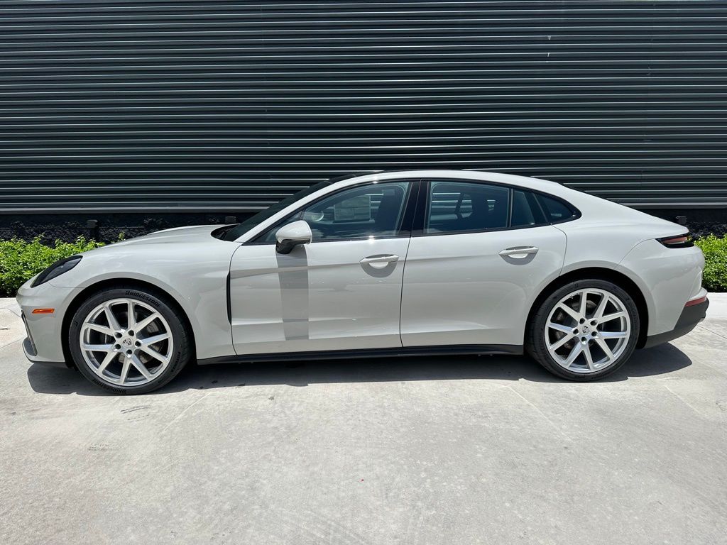 Thumbnail: 2025 Porsche Panamera - 2