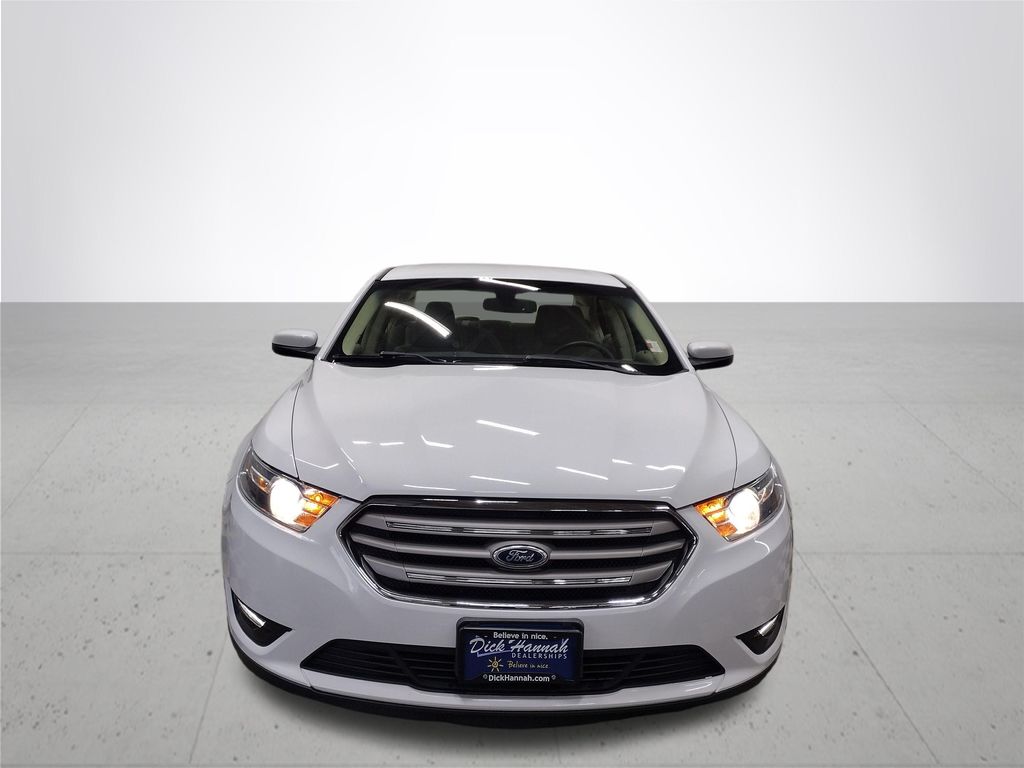 2016 Ford Taurus SEL