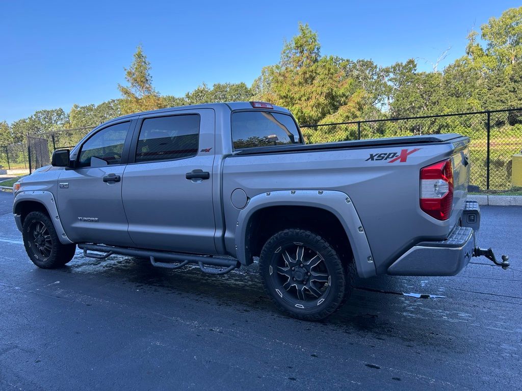 Thumbnail: 2016 Toyota Tundra - 3