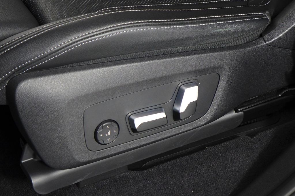 Thumbnail: 2022 BMW X3 - 23