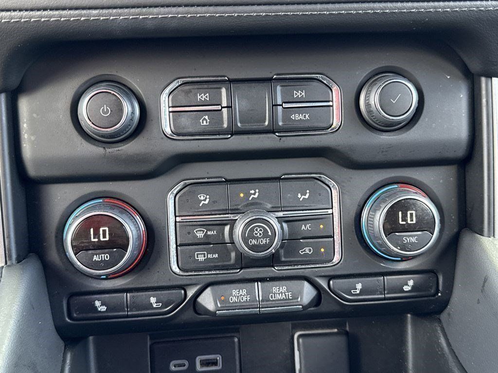 Used 2024 Chevrolet Suburban SUV