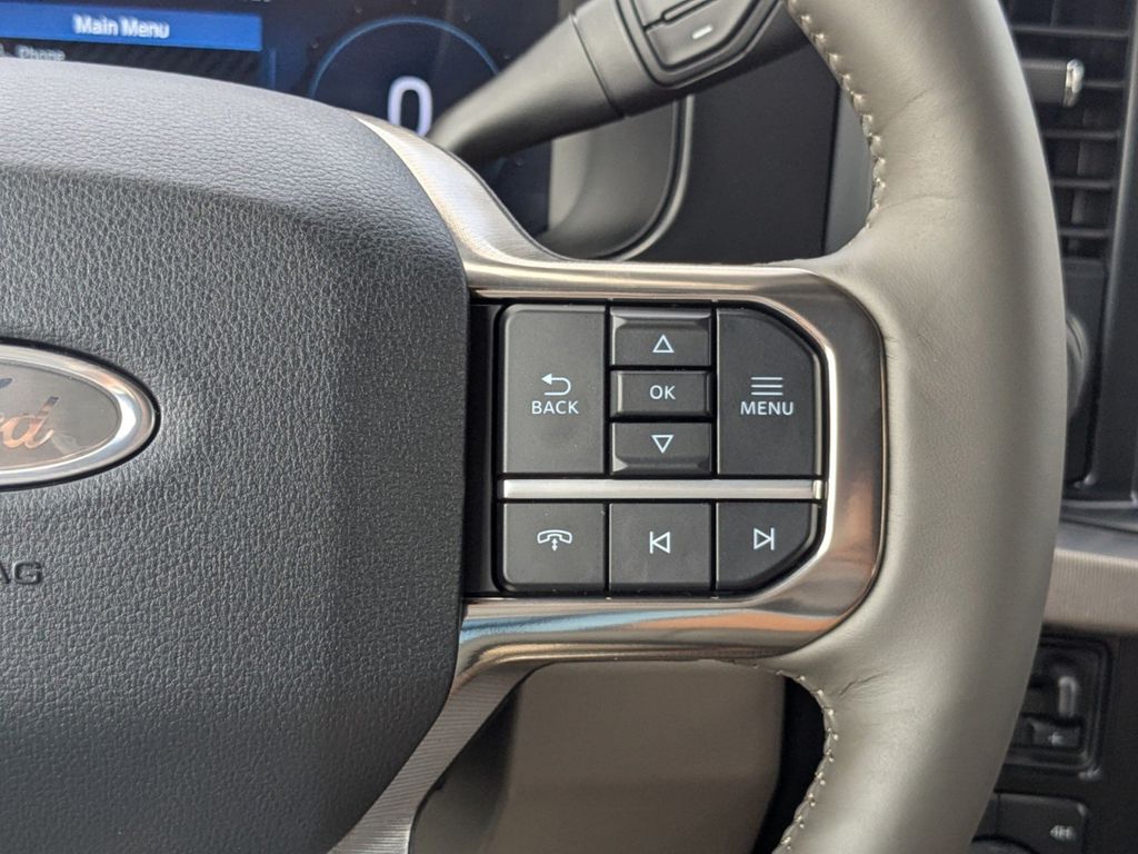 2025 Ford F-250 Super Duty Platinum