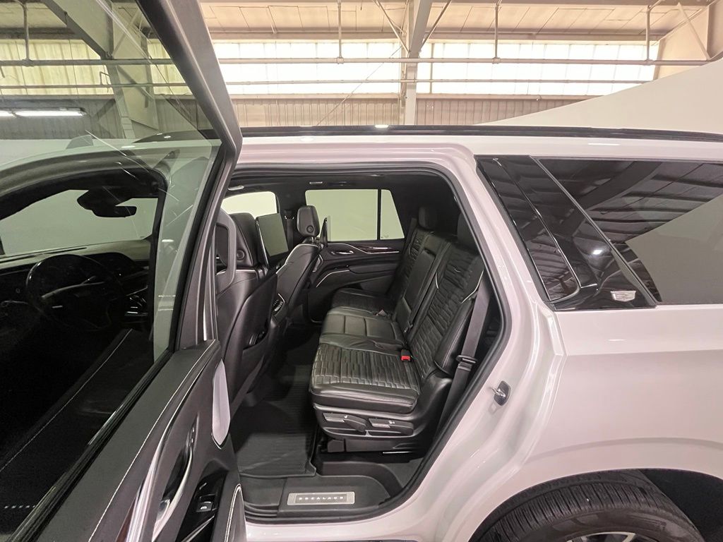 2022 Cadillac Escalade Sport Platinum