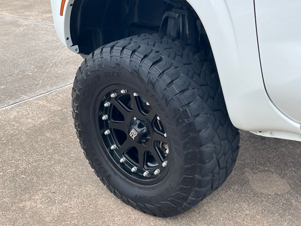 2023 Nissan Frontier SV White at Victoria Chrysler Dodge Jeep Ram