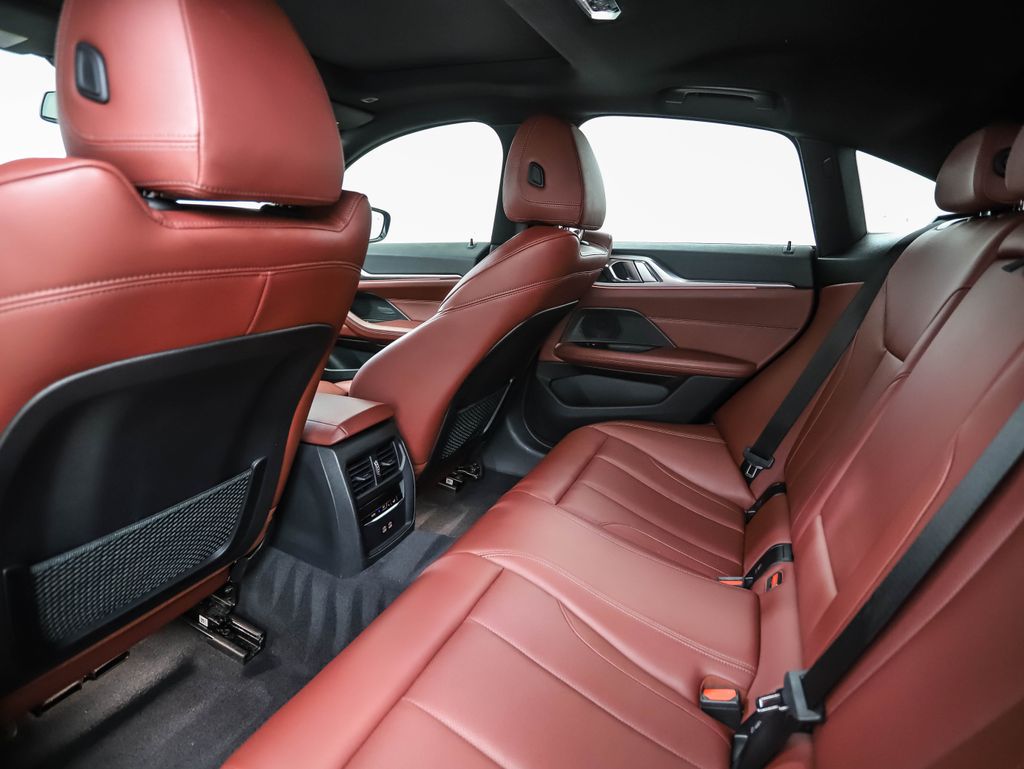 Thumbnail: 2022 BMW 4 Series - 21