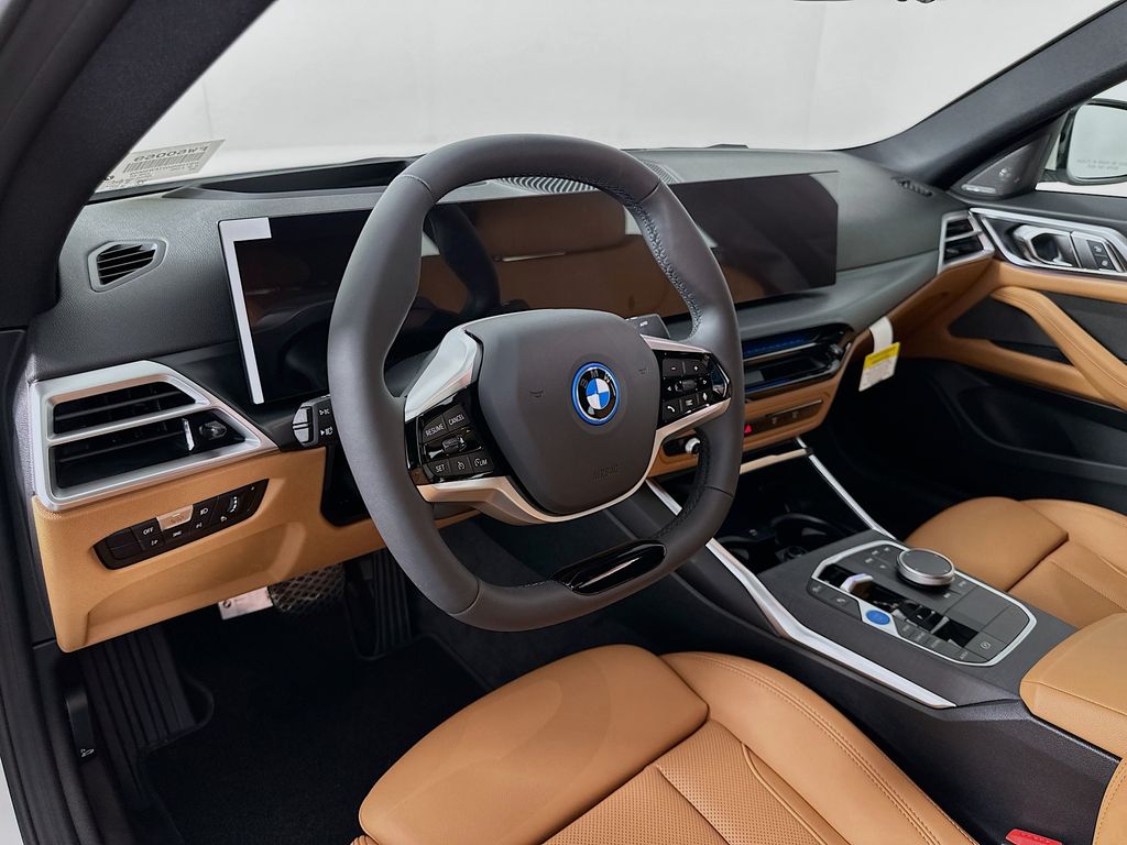 Thumbnail: 2026 BMW i4 - 9
